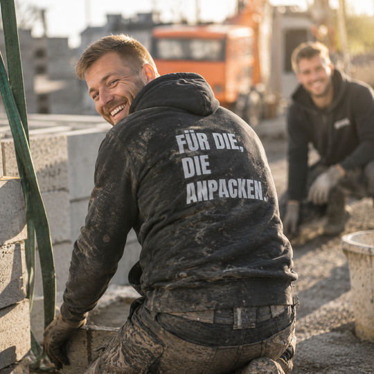 HOODIE - ANPACKEN